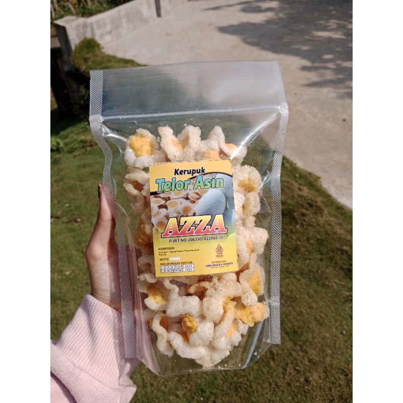 

Kerupuk Telur Asin