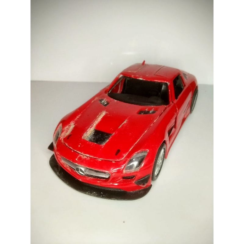 Diecast MOTORMAX Mercedes Benz Sls AMG skala 1/24 Loose Junk