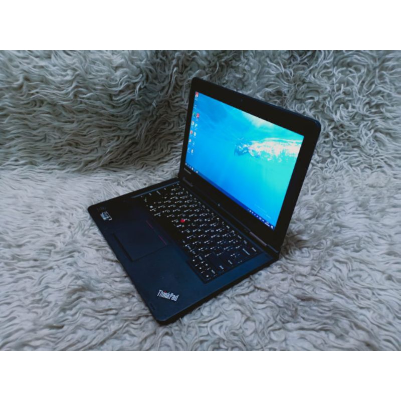 Notebook Lenovo yoga 12 core i5-4300U Ram 8GB ssd 128 keyboard backlight layar sentuh (Z804)