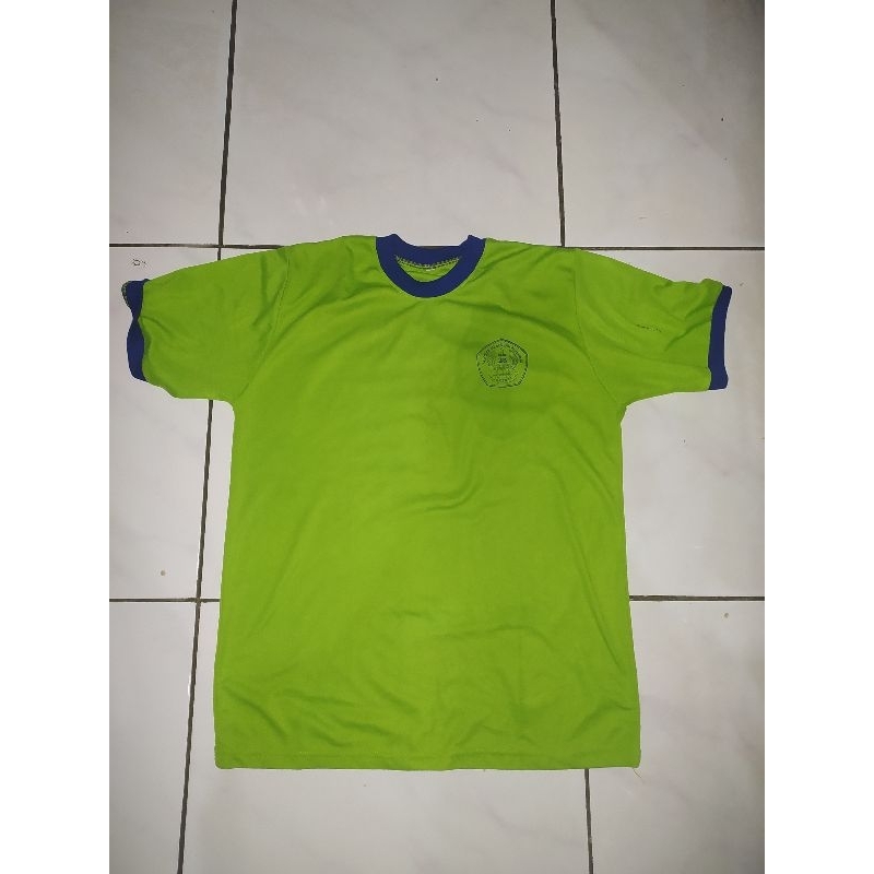 seragam olahraga SMK preloved