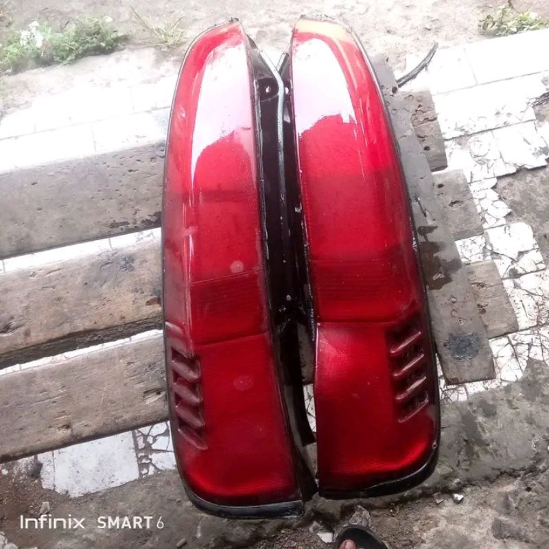 lampu.stop.blakang.atas.mobil.taruna.original.kanan.kiri