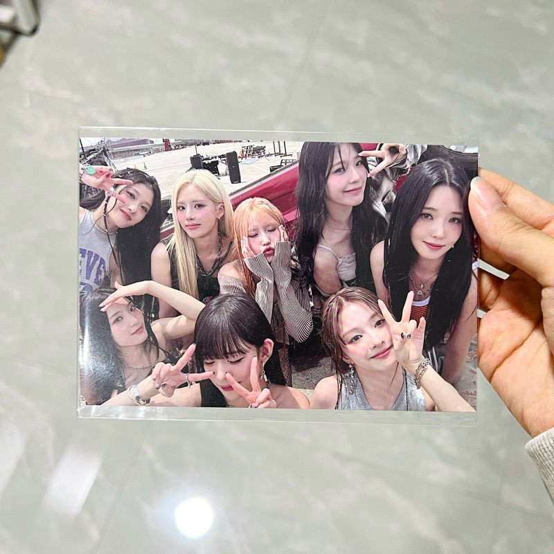 FROMIS_9- Official Postcard Group Weverse Benefit Supersonic Fromis9