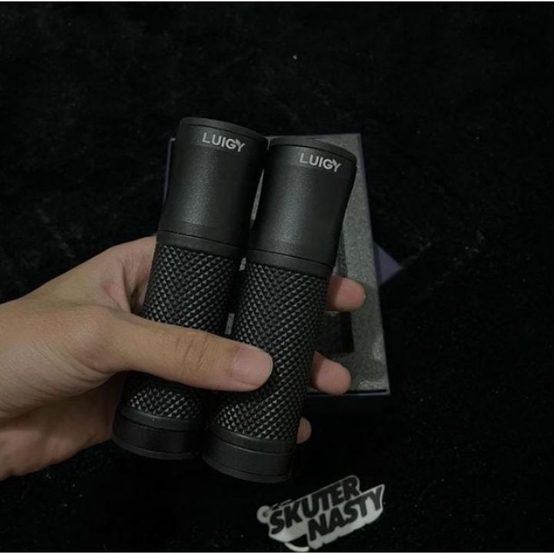 HANDGRIP LUIGY BLACK MATTE
