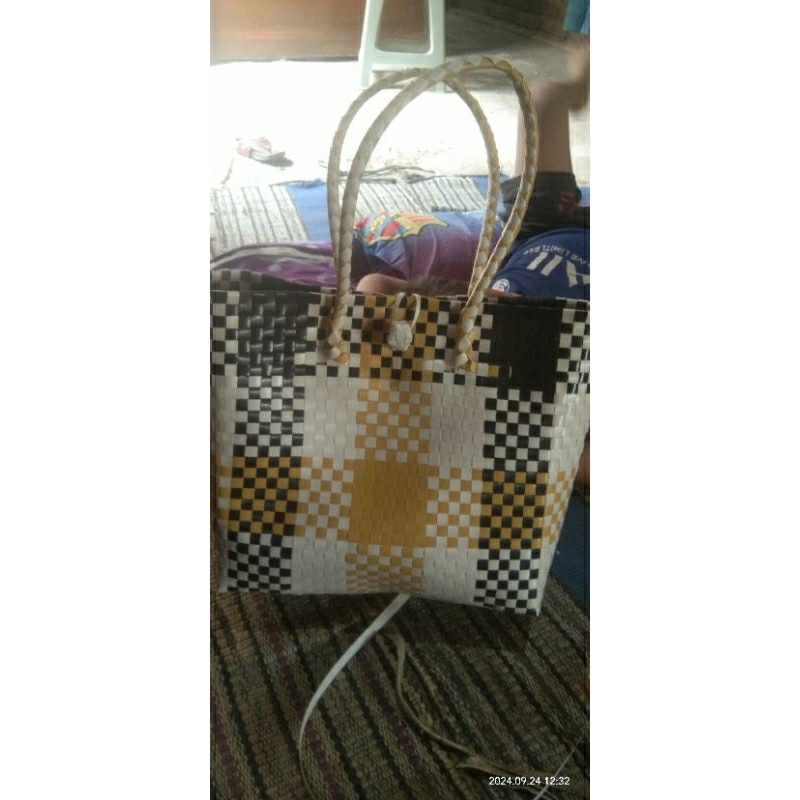 tas anyam plastik kaca