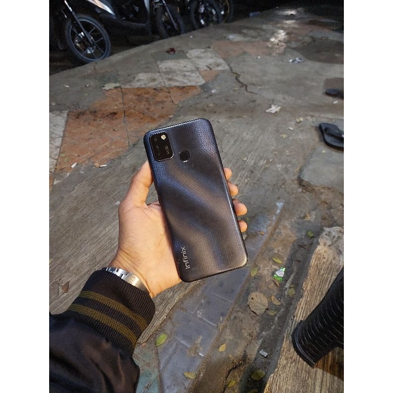 infinik smart5 Ram 2/32 no minus second