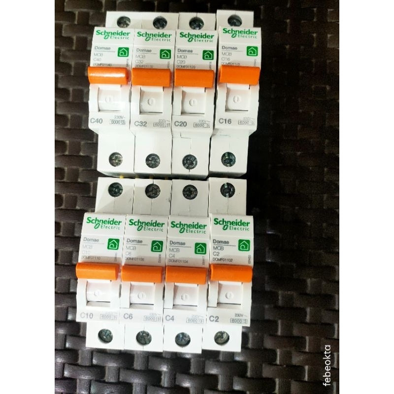 MCB Schneider 100% ORI DOMAE MERLIN GERIN 2A 4A 6A 10A 16A 20A 25A 32A 40A 50A
