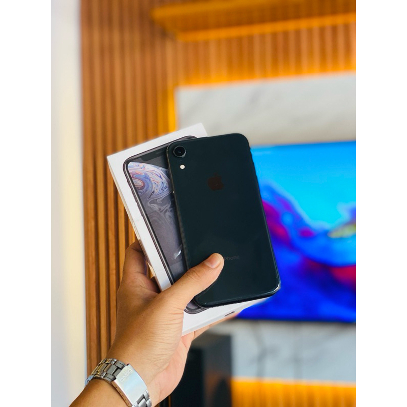 Iphone xr 64gb garansi resmi