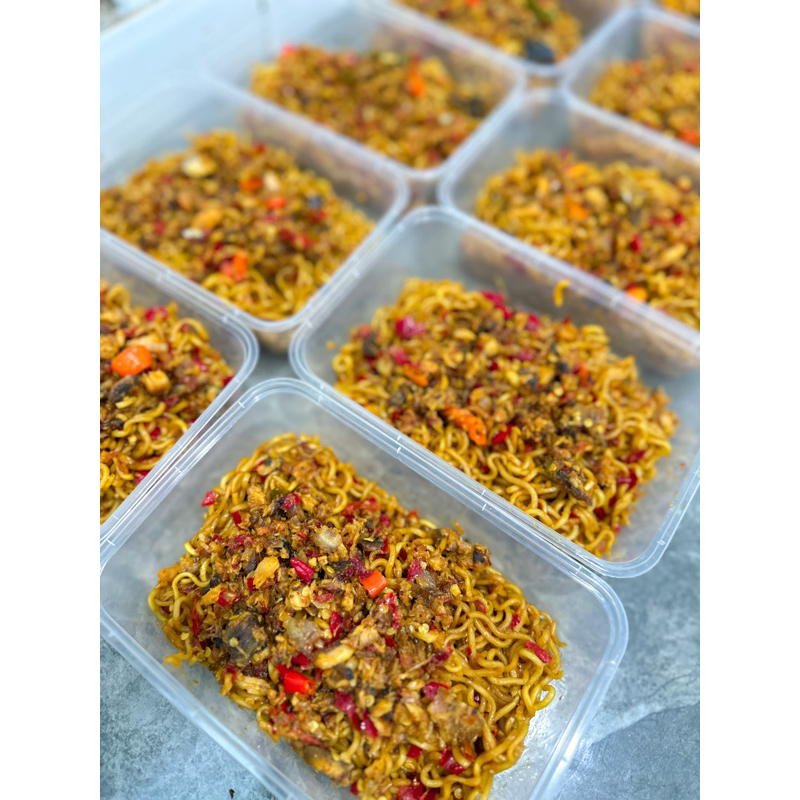 

Fishmie (Mie goreng toping tuna)