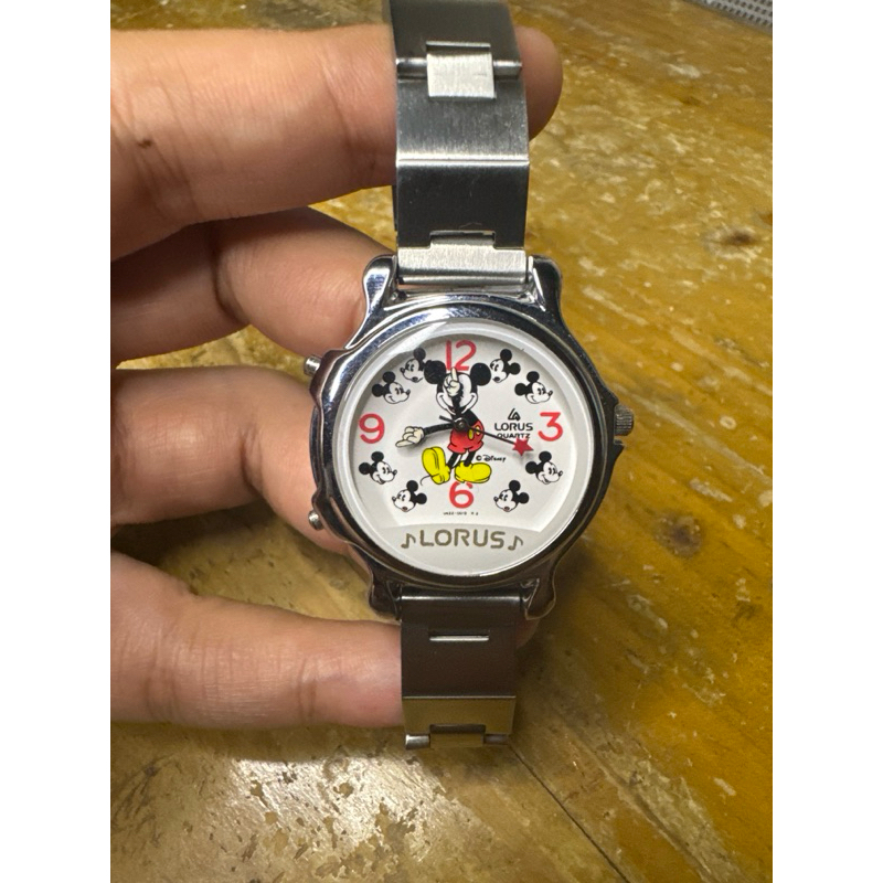 Jam tangan Lorus Mickey Mouse