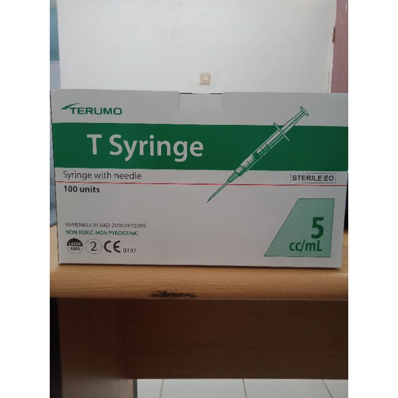 T Syringe TERUMO 5 ml