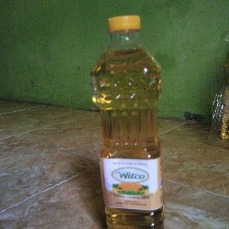

minyak goreng witco 900ml/ isi 12pcs