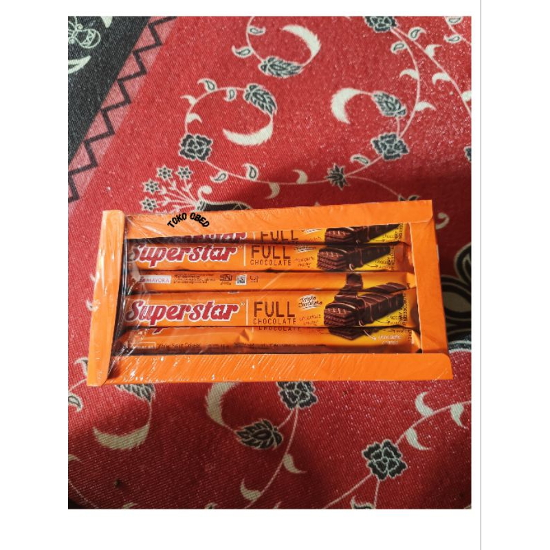 

Superstar isi 20 Pcs Triple Chocolate