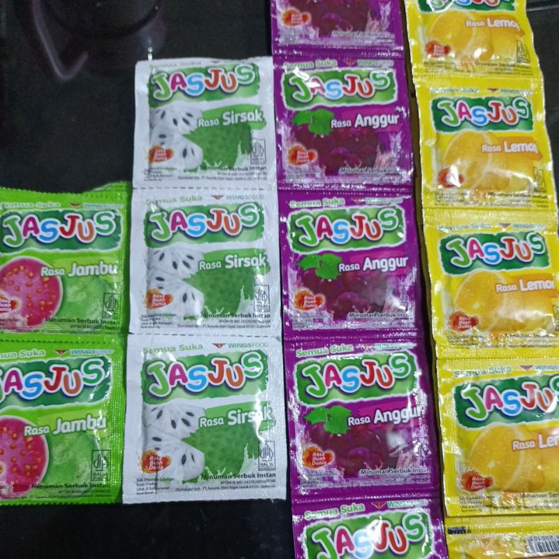 

MINUMAN JASJUS JAMBU, SIRSAK, ANGGUR, LEMON (1 RENCENG 10 SACHET)