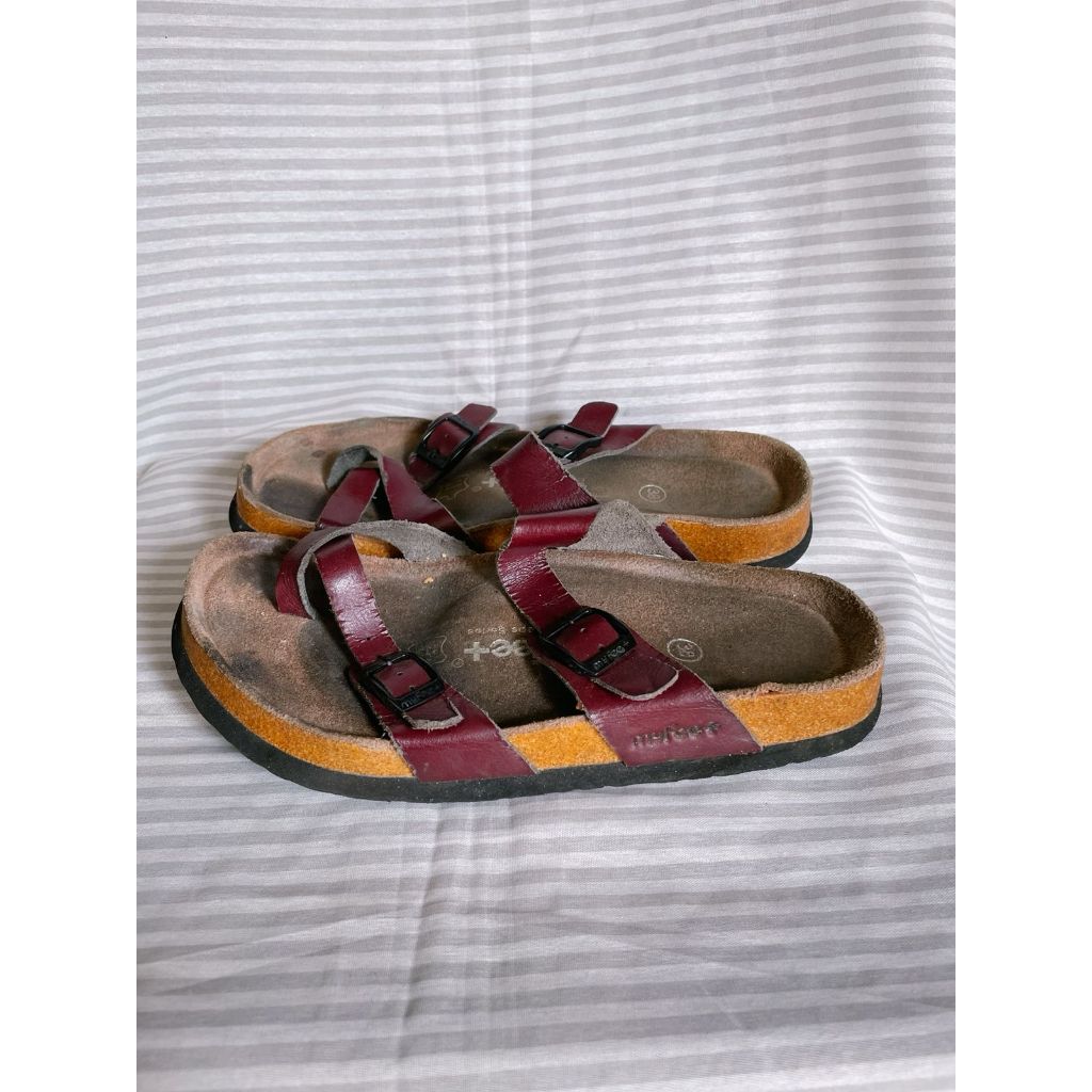 Sepatu Sandal Sendal Wanita Myfeet My Feet 2 Strap Burgundy Authentic Original