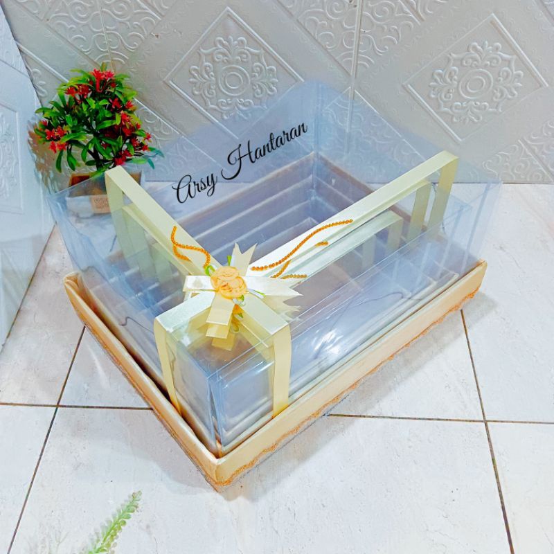 

Box Seserahan Pernikahan Hantaran Pernikahan Set 4 Parsel Lamaran Kekinian