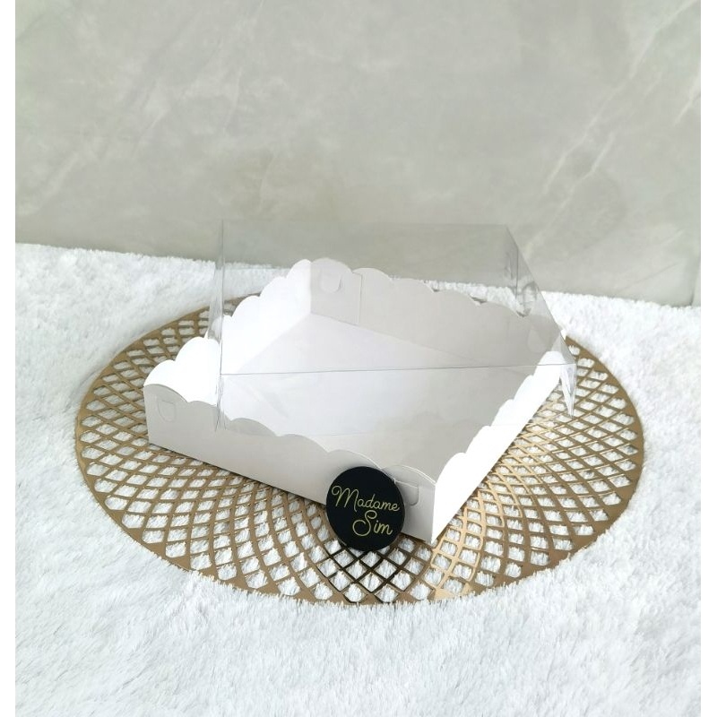 

BOX MIKA PUTIH DUS HAMPERS KOTAK PIZZA 2x2x5 ISI 1 PCS