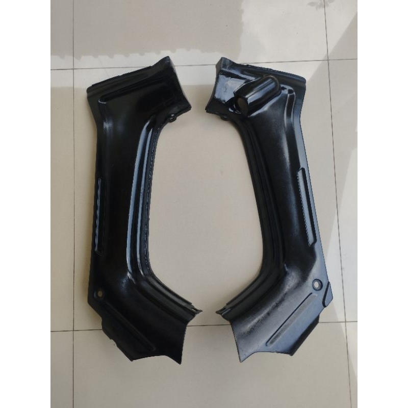 legshield tengah sayap dalam kepangan yamaha force one poswan f1 original