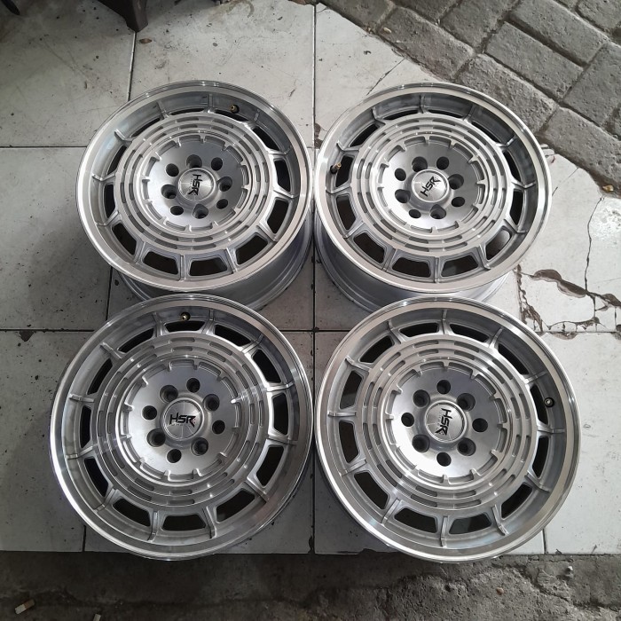 Pelek Velg Mobil Bekas Karimun Sirion Ayla Sigra Avanza Xenia RTR HSR R15
