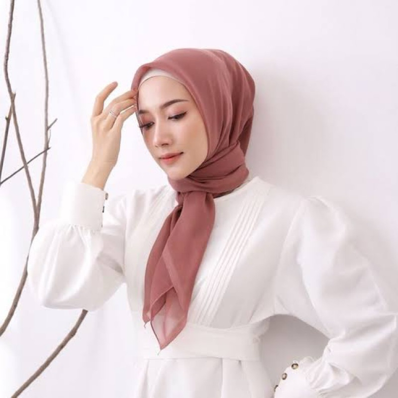 Paris Jadul Hijab / Jilbab Paris Jadul Premium Jahit 2 Sisi Varisha / Red Rose
