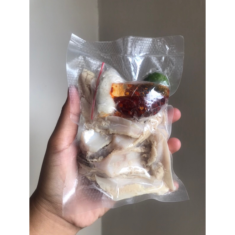 

TULANG RAWAN AYAM/TULANG RANGU CHILI OIL