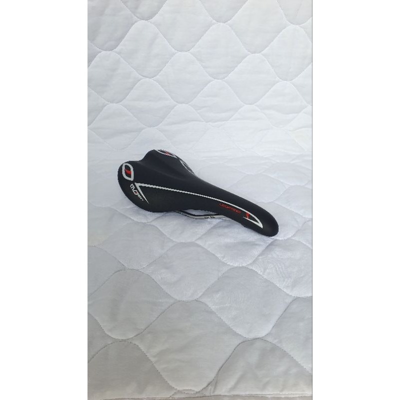 sepeda balap roadbike pinarello most parts hitam standard saddle black original / gravel lipat mtb u