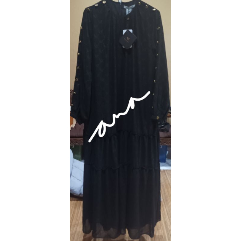 NEW VZ SIGNATURE EMBOSSED DRESS BLACK