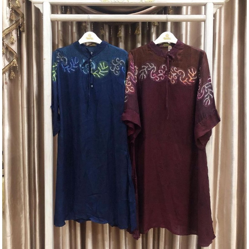 Atasan blouse batik paris