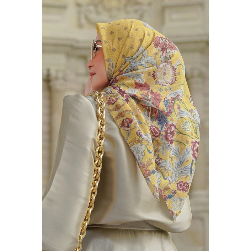 New Royale Yellow Buttonscarves