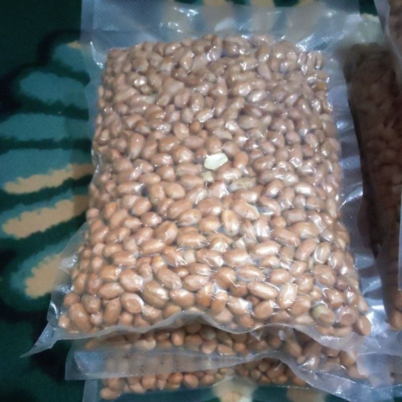 

Kacang tanah ASLI Tuban super premium 250gr