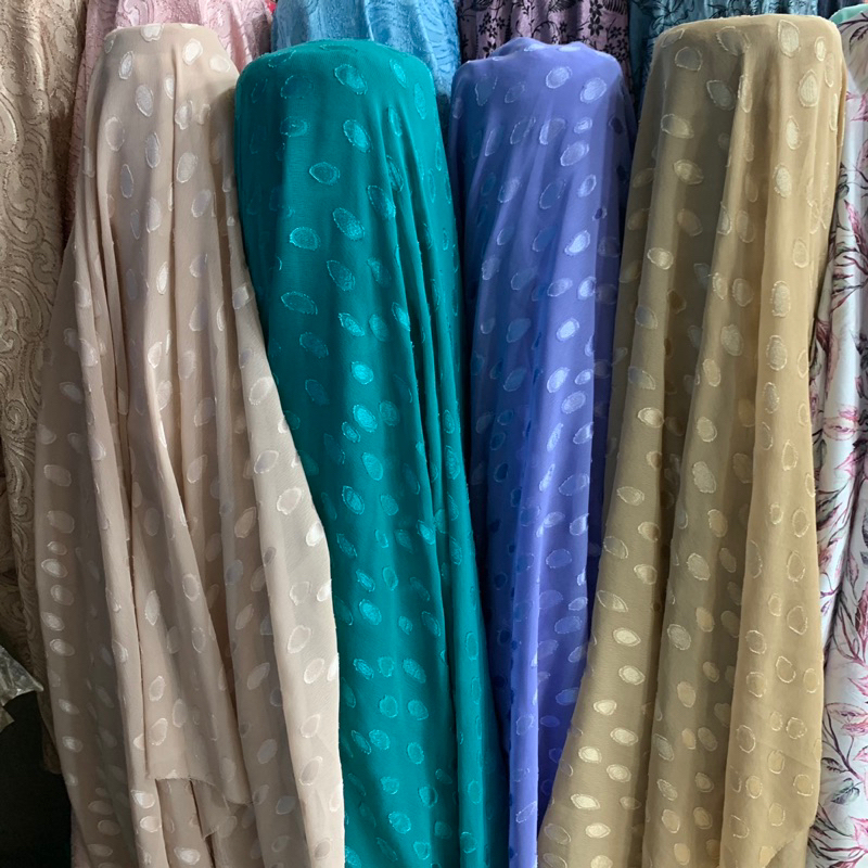 kain sifon uragiri - kain sifon antik - kain kebaya sifon uragiri - kain chiffon motif timbul - kain