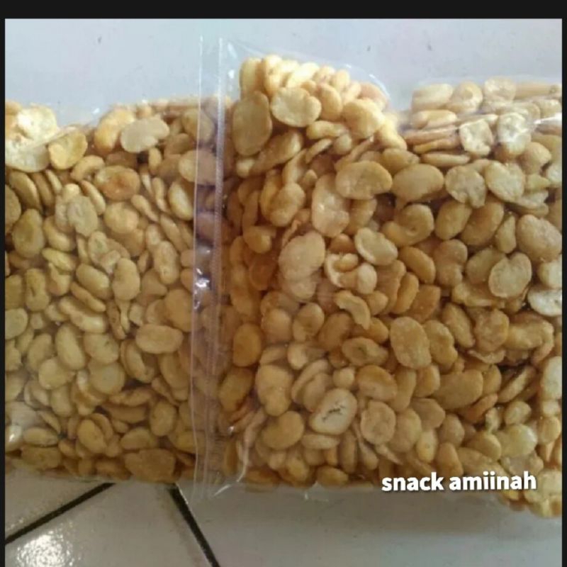 

KACANG KORO KUPAS ASIN 500GRAM