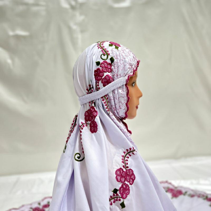 MUKENA POTONGAN KUDUS BAHAN POLINO MOTIF TIMBUL