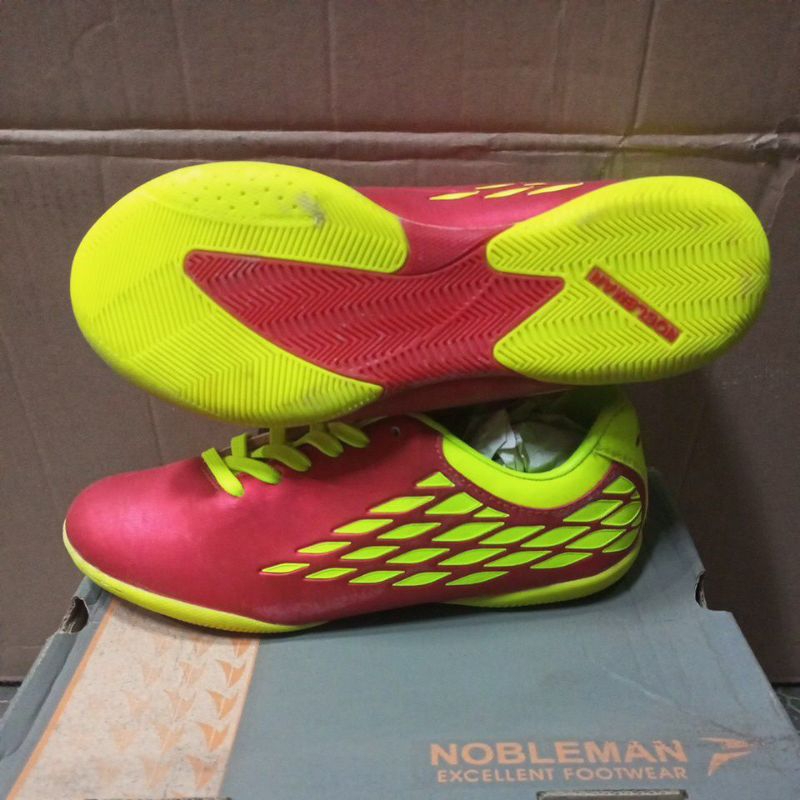 Sepatu Futsal Nobleman Obral Murah Minus