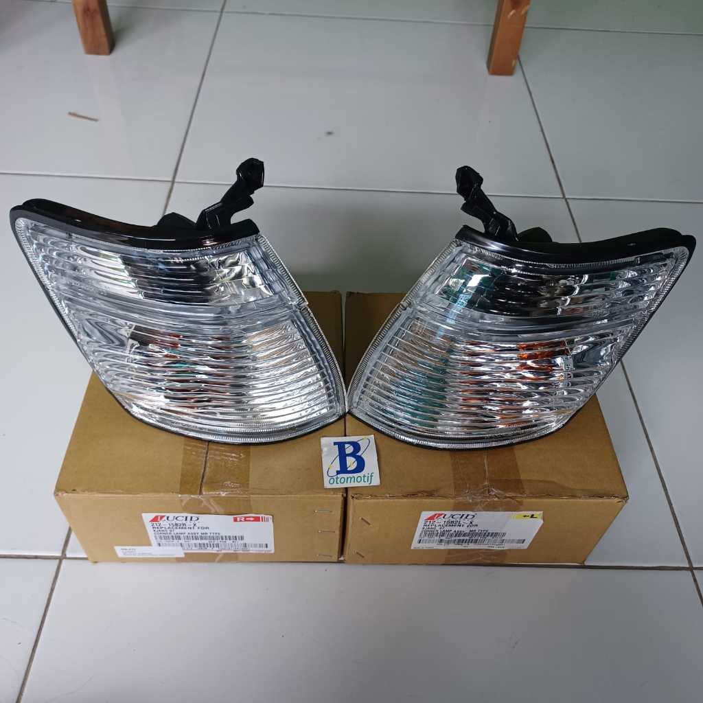 Lampu Sein Kijang 97-99 kristal Merk Depo
