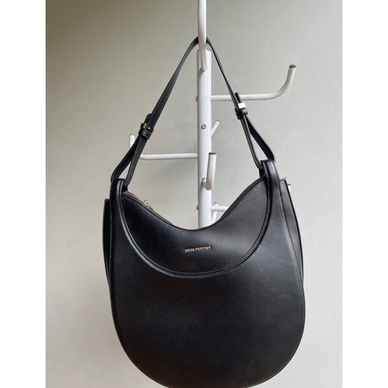 Tas Hush Puppies Preloved