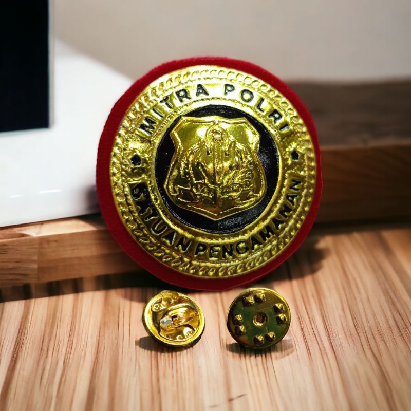 pin mitra polri satpam gold
