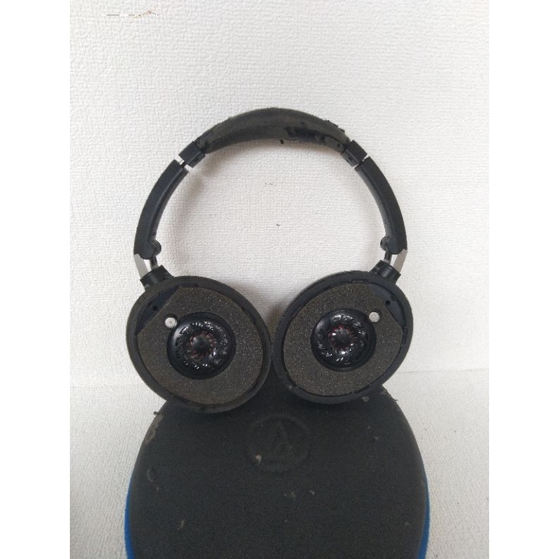 Audio technica ath anc70 quietpoint headphone stereo