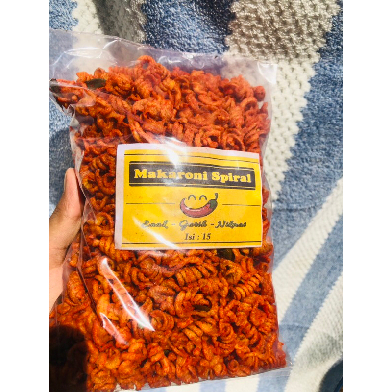 

makaroni spiral pedas daun jeruk 500gram