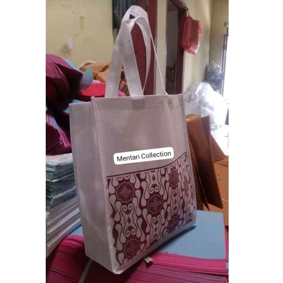 

Tas Souvenir GoodieBag Motif Batik New Gsm 100