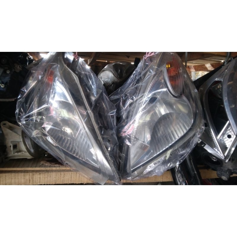Lampu avanza xenia 2007 2009 2011