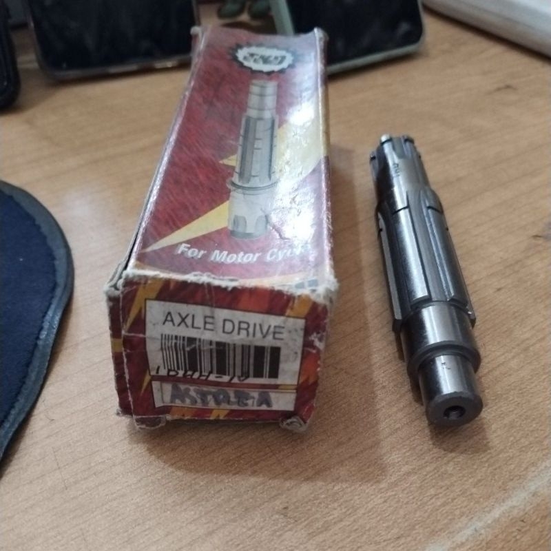 As gir depan Astrea 800