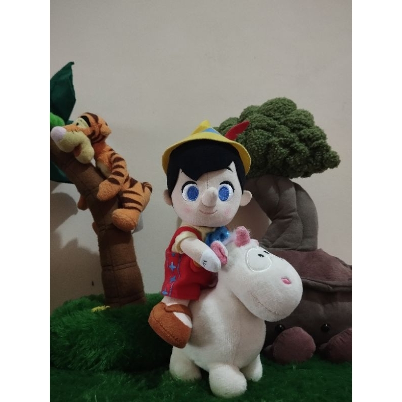 NUIMOS snow white, belle, jasmine, Mickey mouse, mimos couple, chipdale couple, mulan