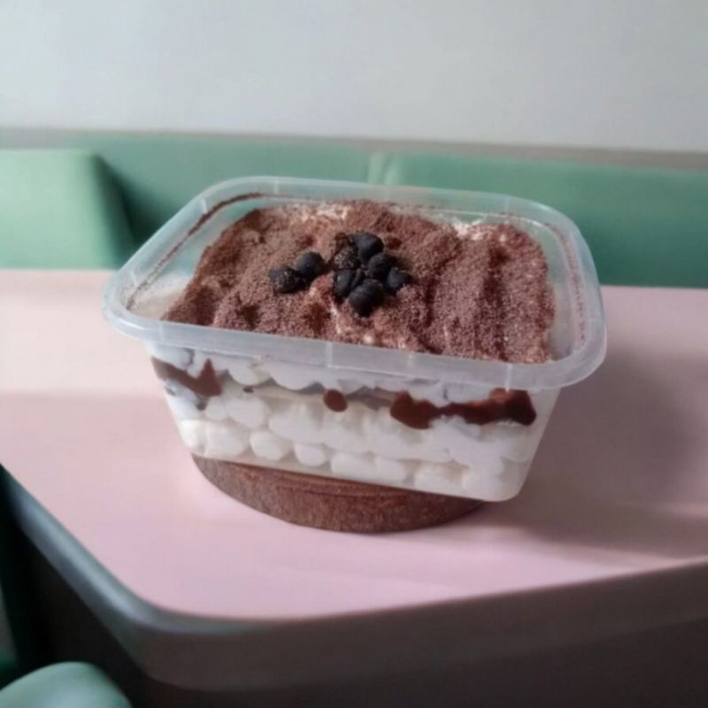 

Dessert Box Premium Ingredient | Tiramisu Classic Personal Size