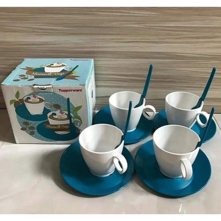 Moment cup 1set tupperware