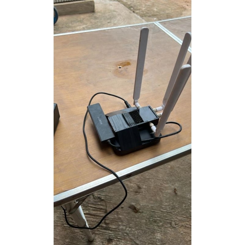 Case Akrilik Untuk STB + Modem Rakitan