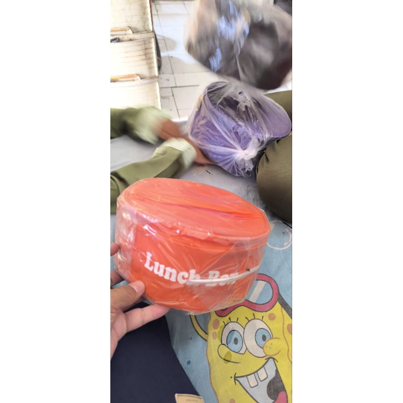 Tempat bekal makan / Tas bekal makan / tas robot / lounch box