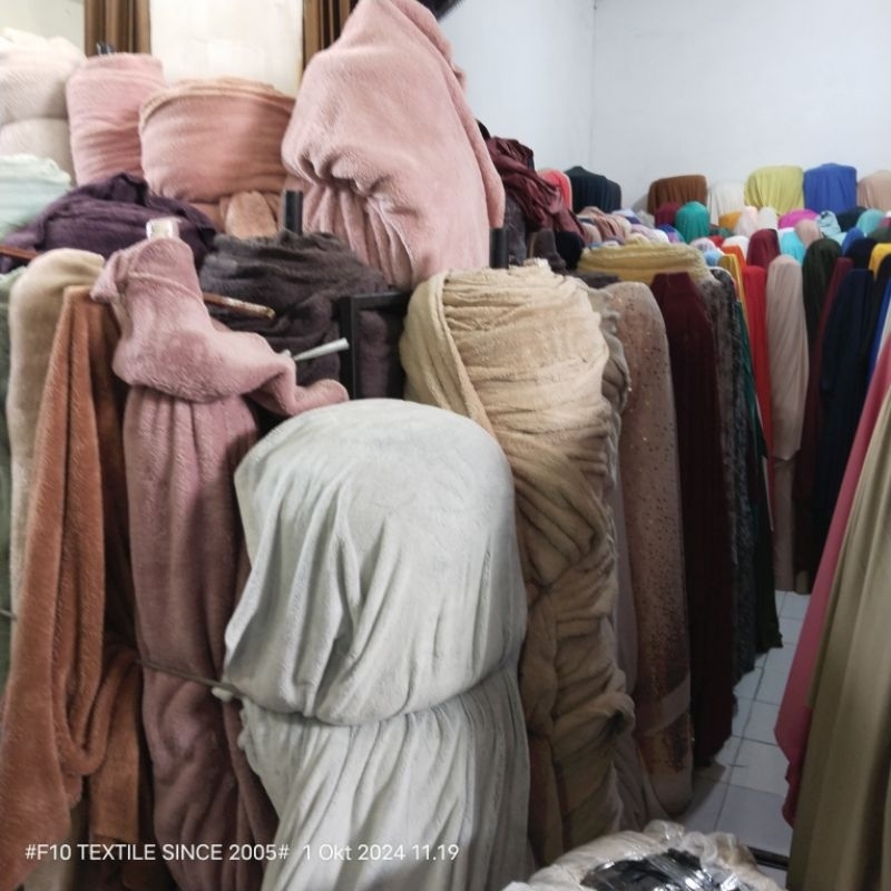 HARGA/0,5 M | KAIN VELBOA METERAN / BAHAN VELBOA / KAIN BULU KOREA / KAIN BULU DOMBA / KAIN BULU