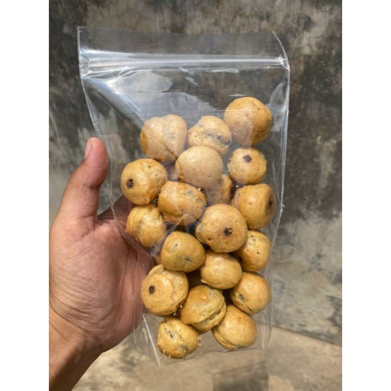 

Soes Kering Isi Coklat Lumer