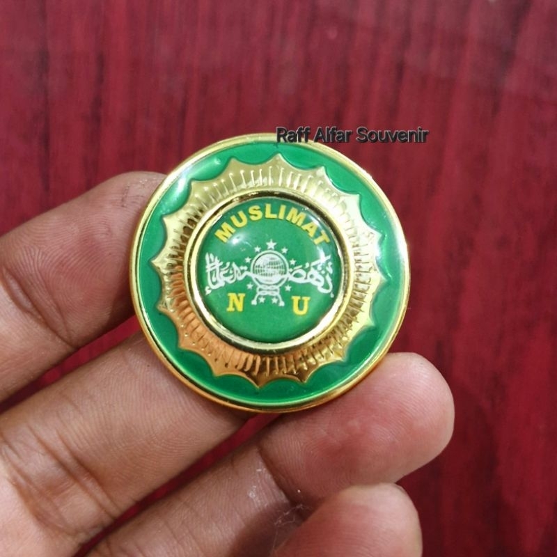 PIN MUSLIMAT NU MAGNET