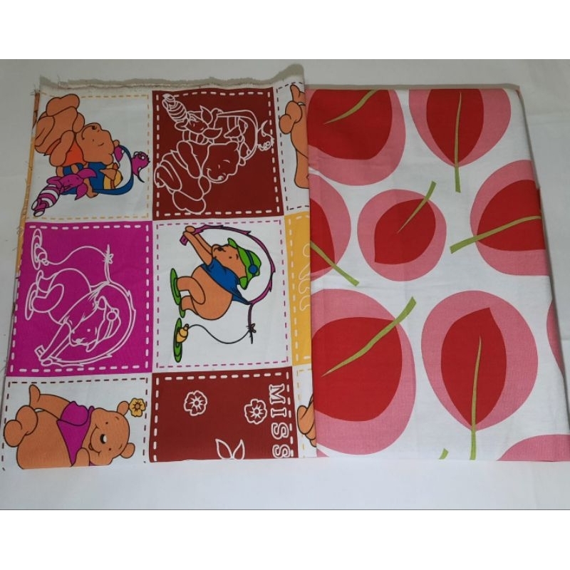 Kain Kanvas Motif Winnie The Pooh and Daun Merah 50 cm x 150 cm /Kain Kanvas Murah Premium/Kanvas Pr